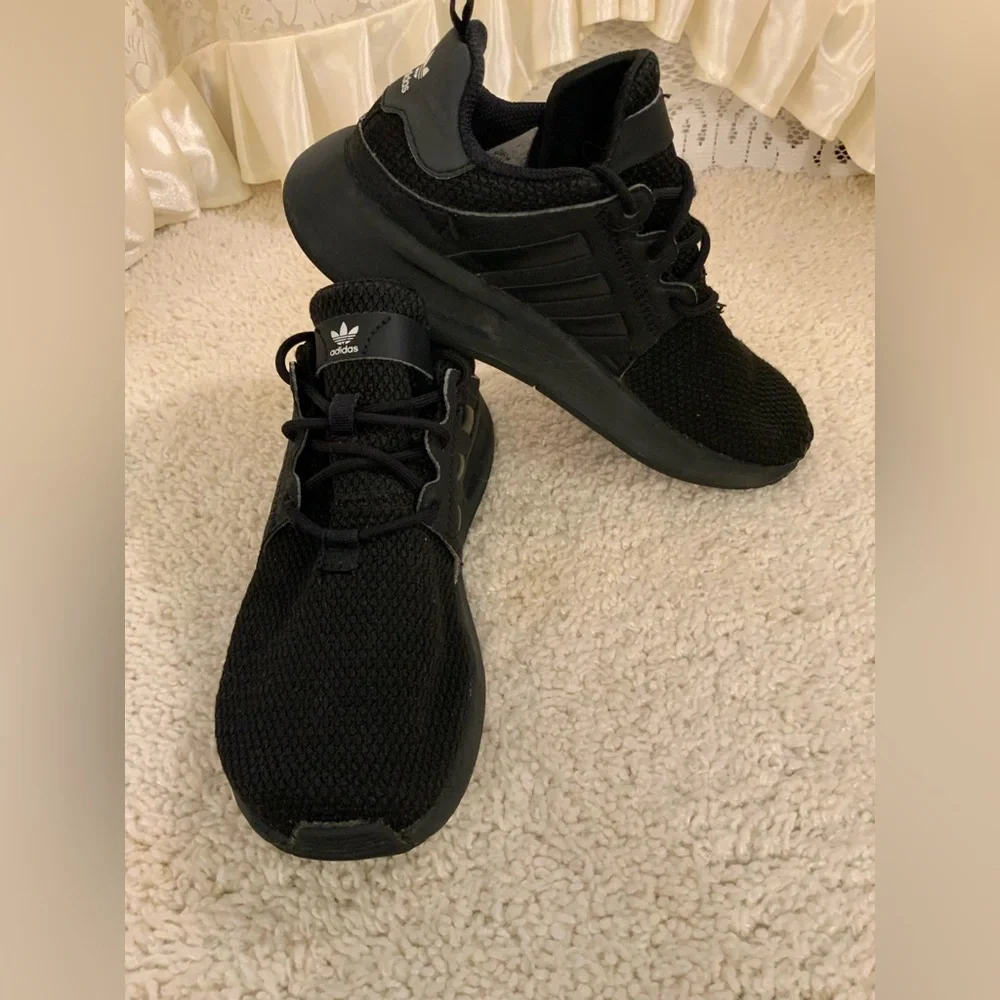 ADIDAS KIDS KNIT SNEAKERS